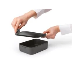 Brabantia Make En Take Lunchbox Medium Donkergrijs -Keukenbenodigdheden Winkel 102 2520 3 1