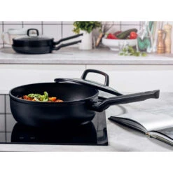 BK Easy Induction Hapjespan Ø24 Cm Ceramic -Keukenbenodigdheden Winkel 102 8517 7 1