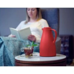 Leifheit Harmonic Isoleerkan 1.0 L Donkerrood 7 Leifheit Harmonic Isoleerkan 1.0 L Donkerrood -Keukenbenodigdheden Winkel 102 8543 3 1